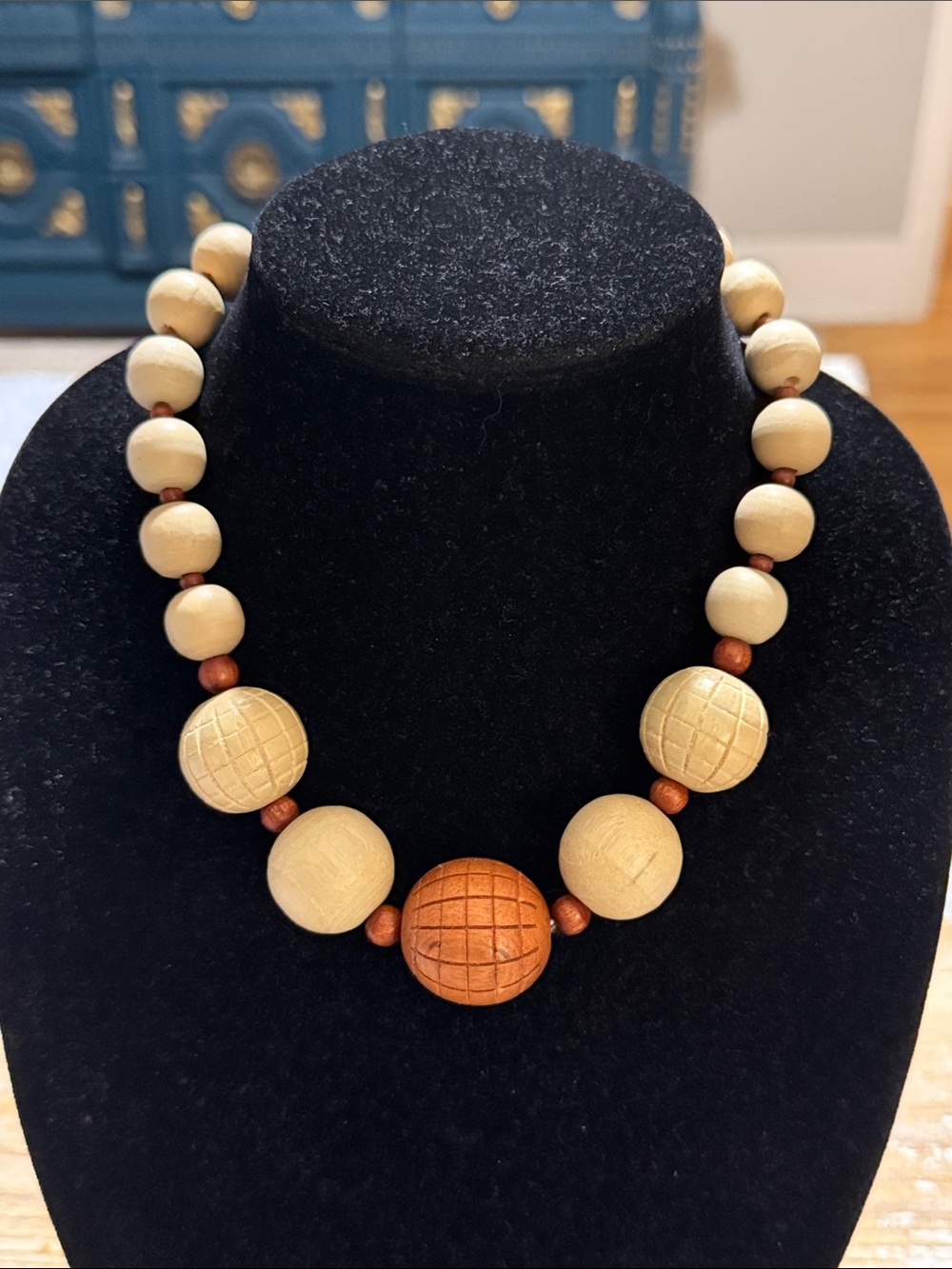 Vintage Boho Brown Beige Chunky Wooden Beaded Statement Necklace